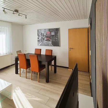 Sonnenschein 0l Mit Terrasse Und Garten Appartamento Friedrichshafen