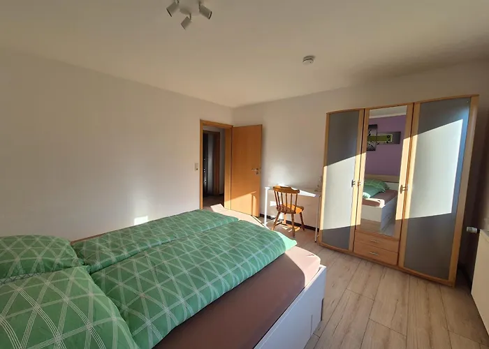 Sonnenschein 0l Mit Terrasse Und Garten Friedrichshafen