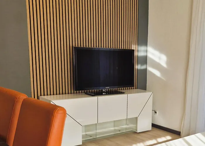 Sonnenschein 0l Mit Terrasse Und Garten *