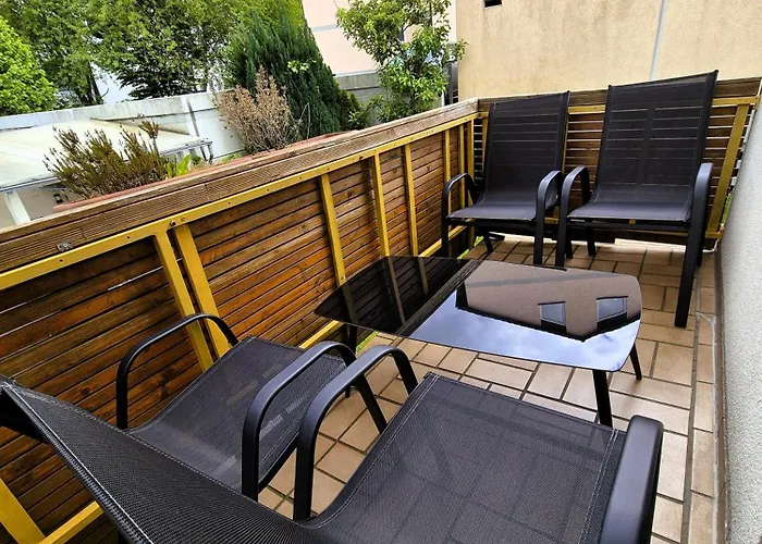 Sonnenschein 0l Mit Terrasse Und Garten Friedrichshafen